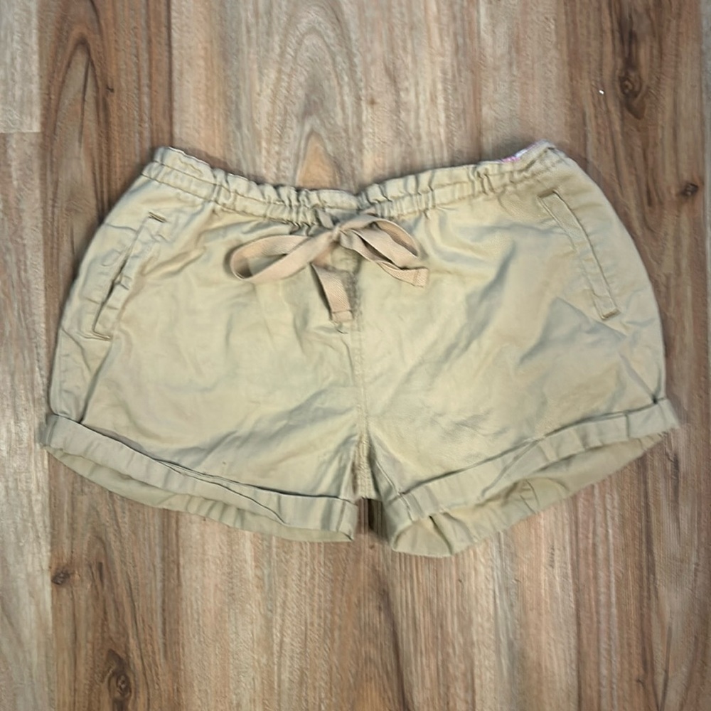 Dream out loud khaki short shorts